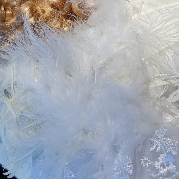 Porcelain angel doll - Picture 7 of 10